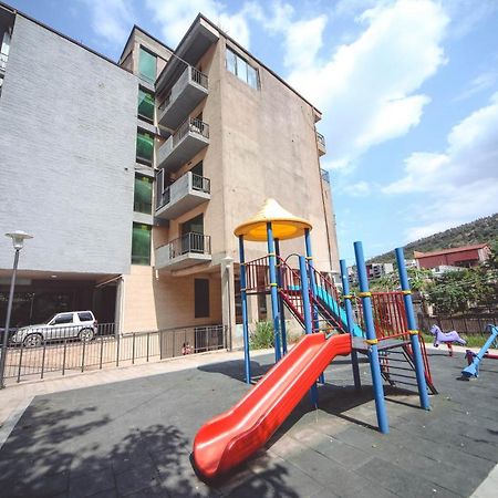Under The Mountain Apartment Tbilisi Bagian luar foto